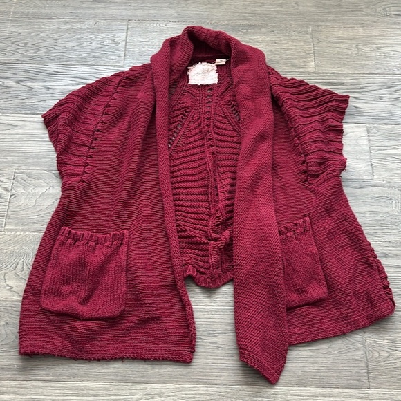 Angel of the North | Anthropologie Burgundy Knit Cardigan with Pockets - Picture 4 of 13